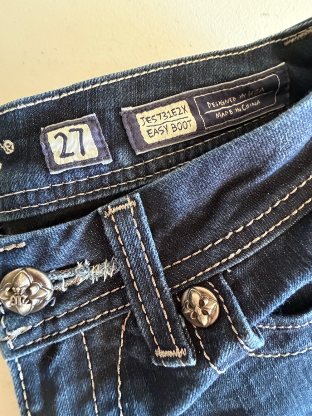 Miss Me Dark Blue Boot Cut Jeans with Sequin-Embellished Pockets size 27 - Picture 5 of 5
